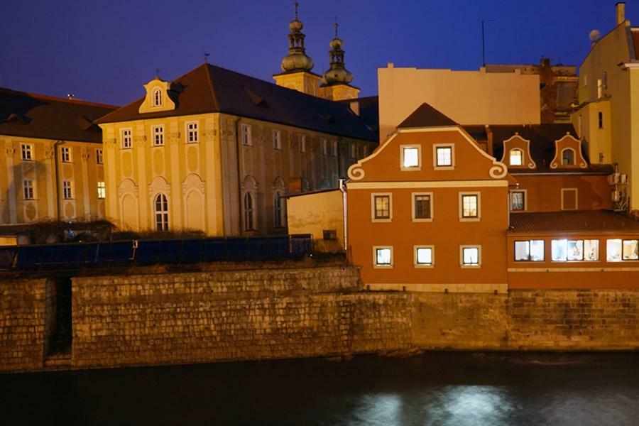 Willa Nad Rzeka Kladsko Exteriér fotografie